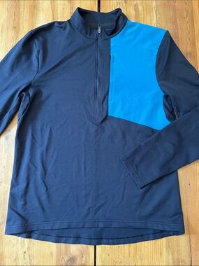LULULEMON Men's M Two-Tone Blue Division 1/2 Zip Sweatshirt